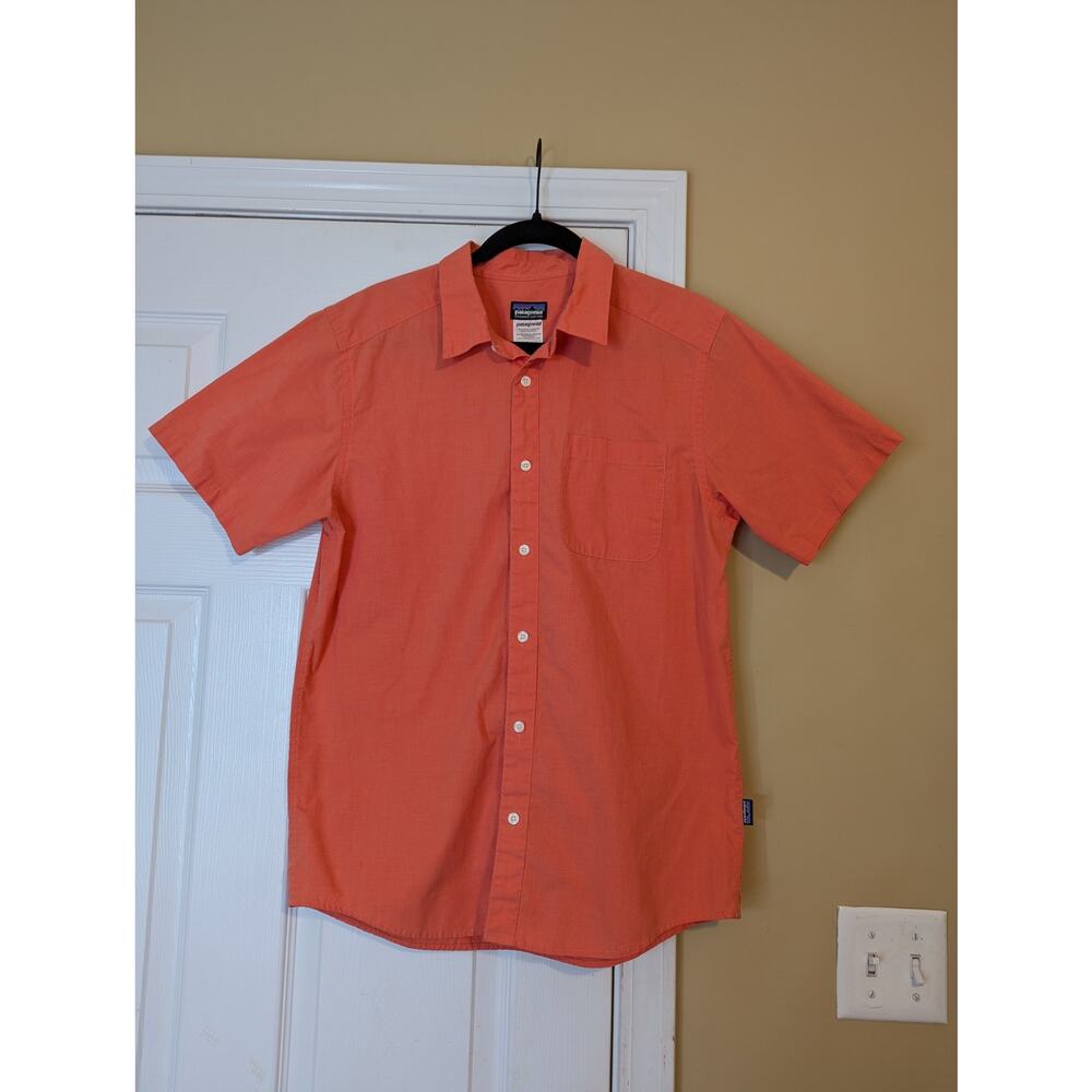 Patagonia Mens Cotton Short Sleeve Button Down Shirt Size Medium Orange Gorpcore